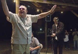 Escena de The Sacrament
