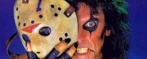 Alice Cooper con detrás de la máscara de Jason