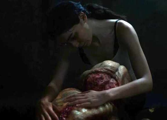 Mutter: The Diary of a Mother (Alphan Eseli)